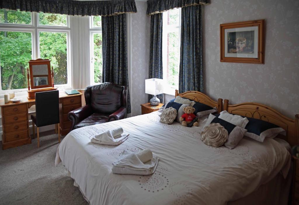 The Grove Bed & Breakfast Уитби Стая снимка