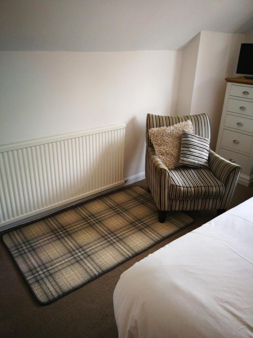 The Grove Bed & Breakfast Уитби Екстериор снимка
